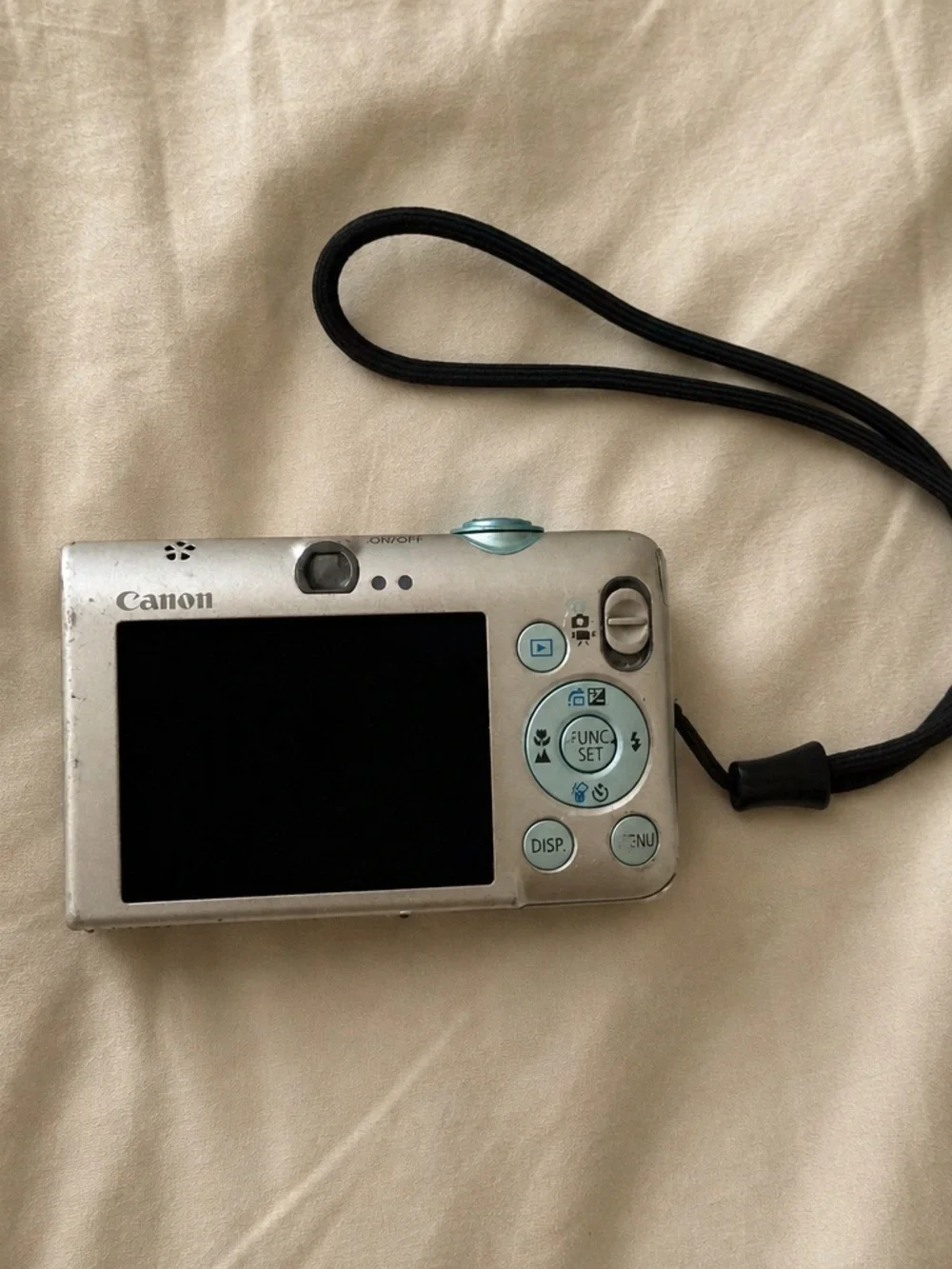 Canon Powershot SD1200 IS Digital ELPH (TESTED)